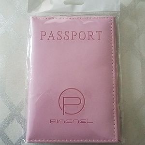 NWOT PINCNEL Pink Passport holder